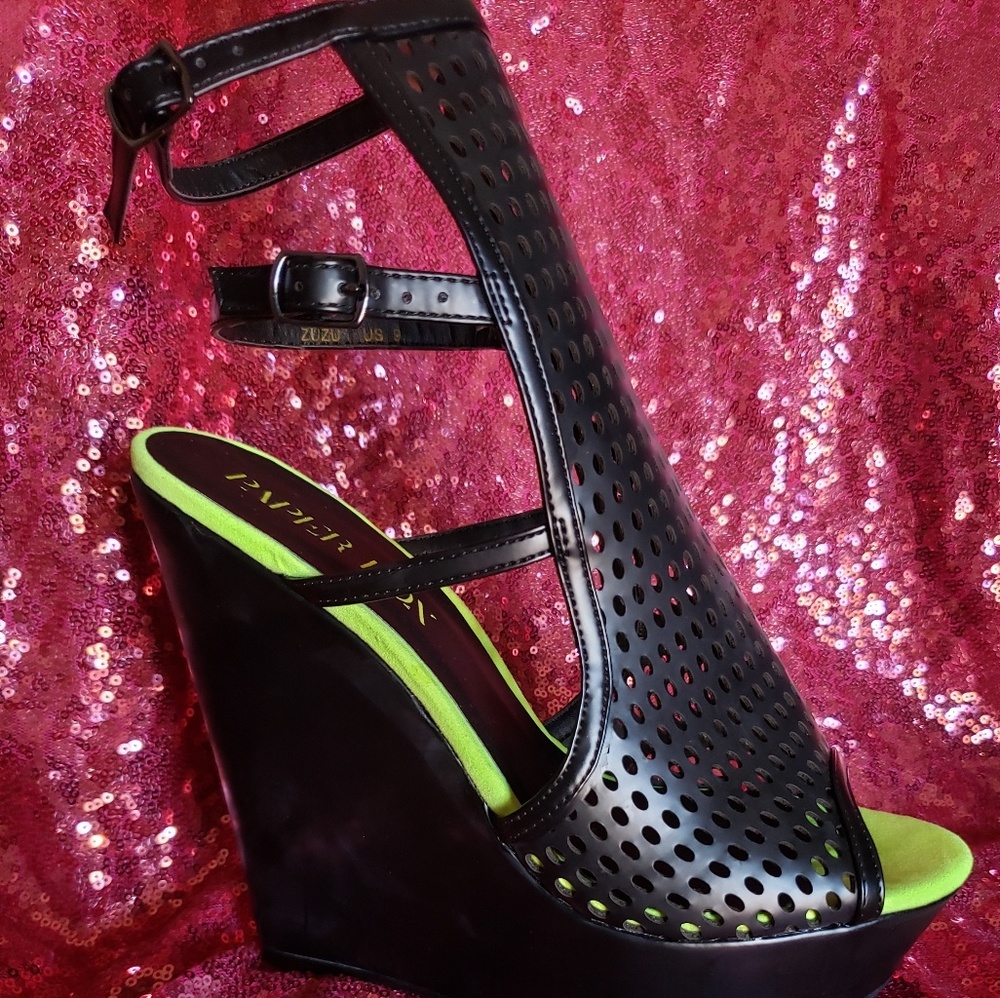 Zuzu Wedges